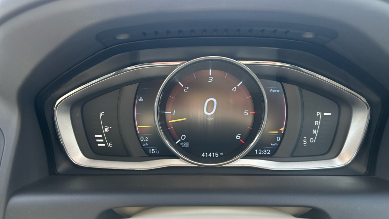 Volvo Xc60 D5 [220] SE Lux Nav 5dr AWD Geartronic Diesel Estate